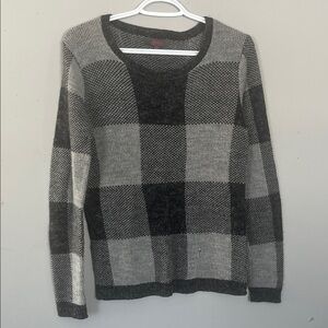 Woman’s Marled Made in the USA Black and Gray Checkered Crewneck Sweater Small